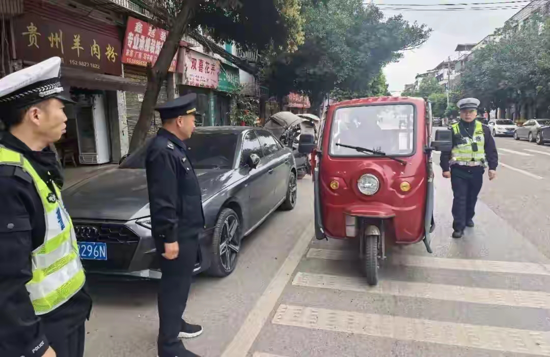 4月起电动车新规实施!没牌上路最高罚2000元,车主注意了