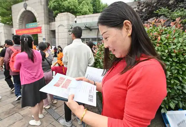 高考遇端午,39.6万考生赴考场,送考故事温暖有爱