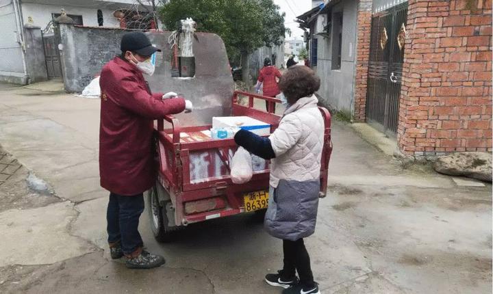 疫情期间石梁镇静岩村专人代办采购，保障村民日常所需