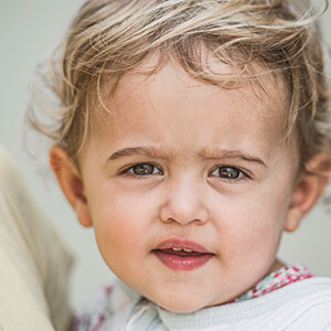 高速上撞死违停行人 交警说我几乎无责 要赔吗